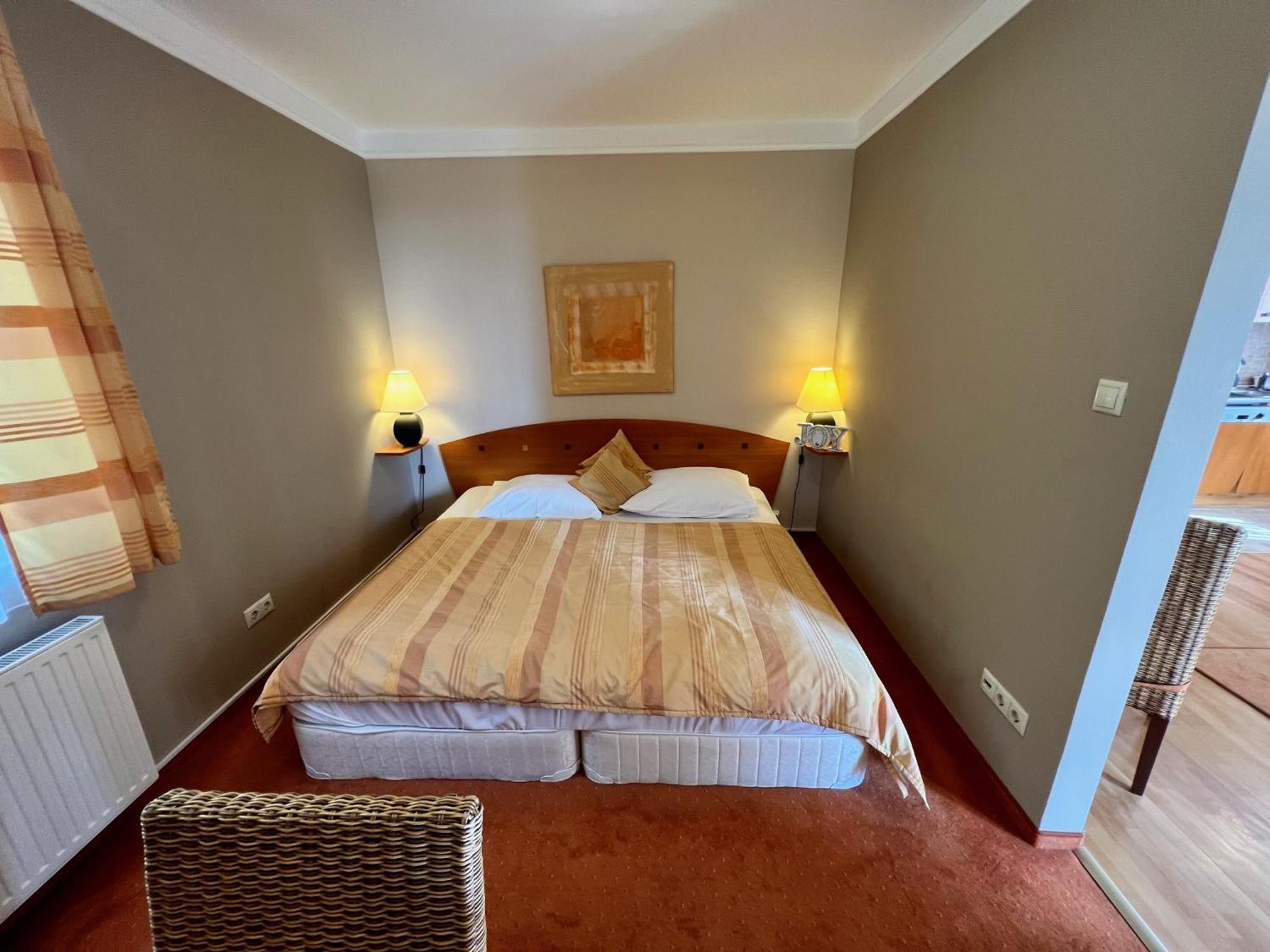 Luxus Golf Apartment Bük Eksteriør billede